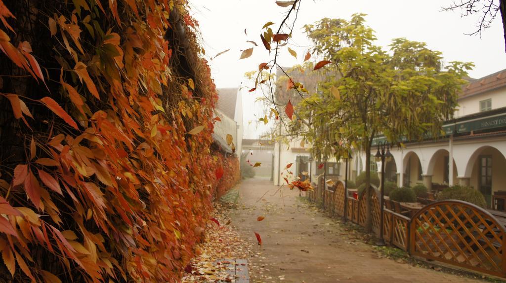 Hanacky Dvur Olmütz Exterior foto