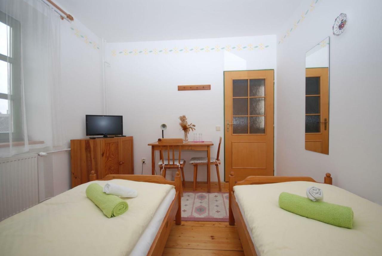 Hanacky Dvur Olmütz Exterior foto