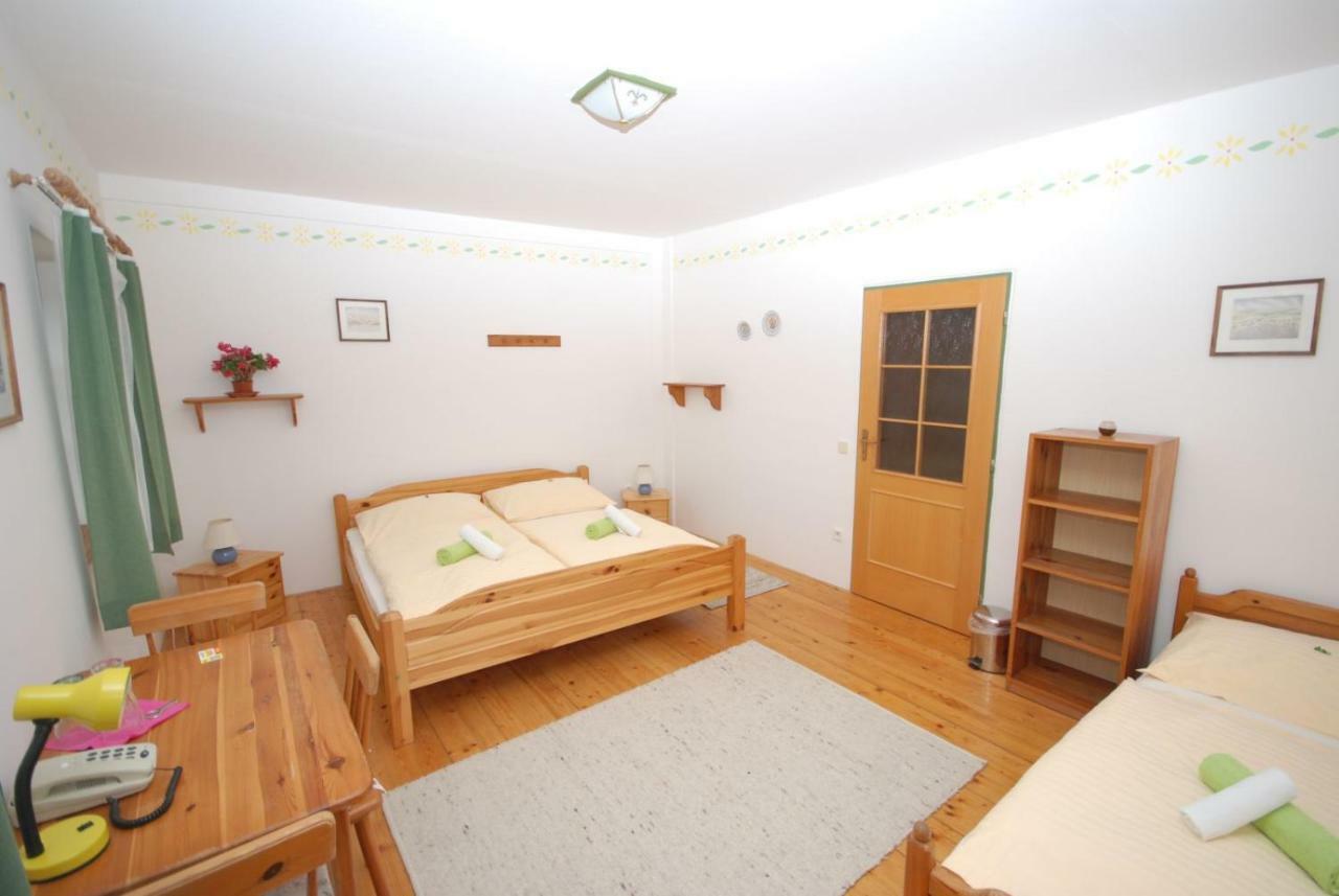 Hanacky Dvur Olmütz Exterior foto